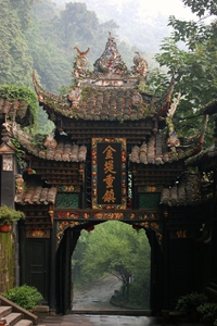 她似人间月